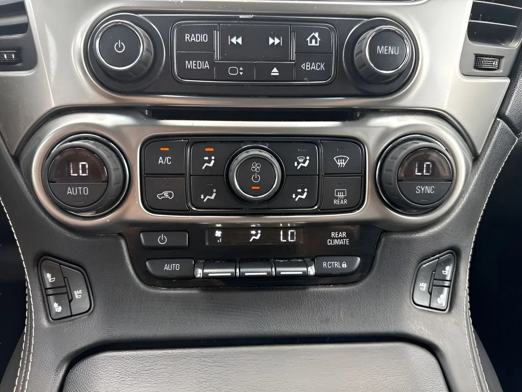 Used 2016 BLACK Chevrolet LTZ image 25