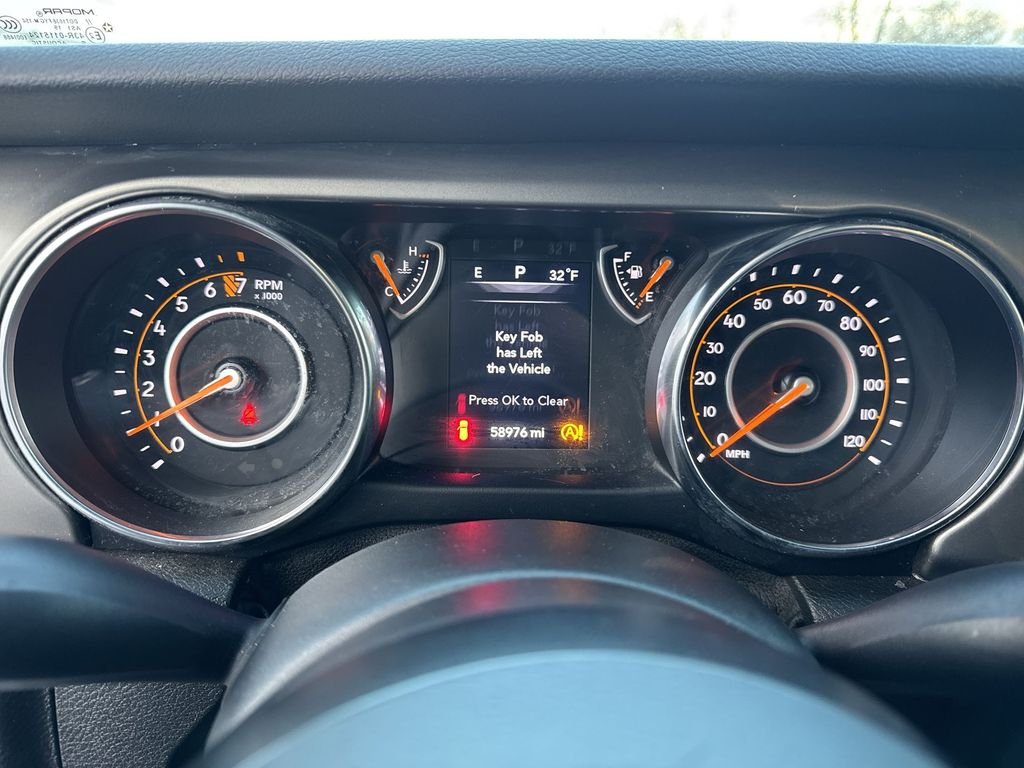 Used 2019 White Jeep Unlimited Sport S image 15