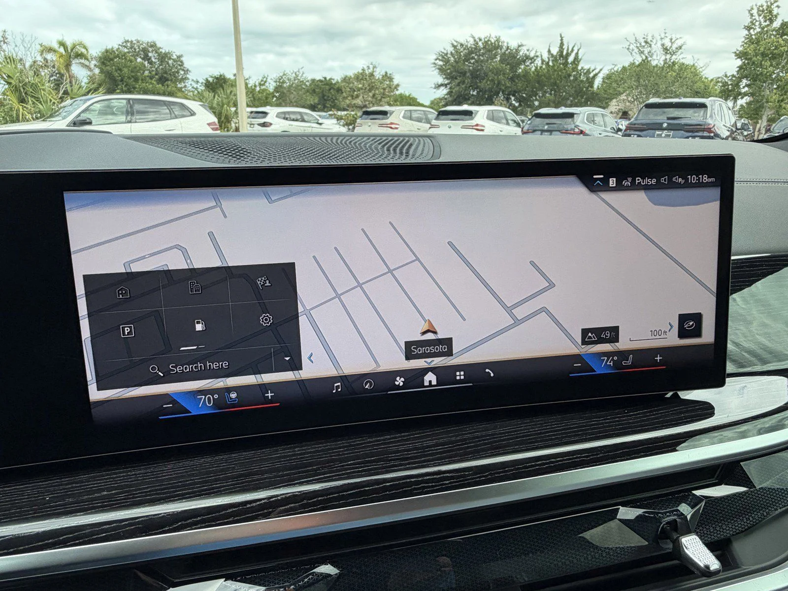 New 2026 Black Sapphire Metallic BMW xDrive40i image 30