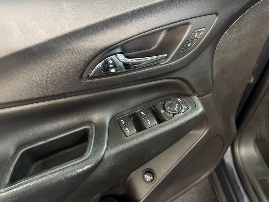 Used 2018 Blue Chevrolet LT image 14