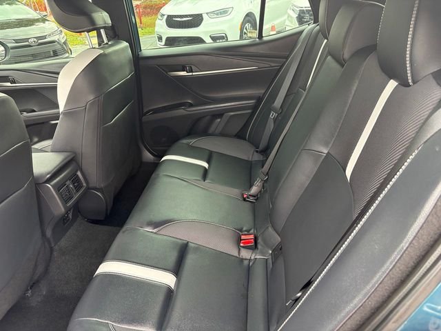 2025 Toyota Camry SE - Photo 19