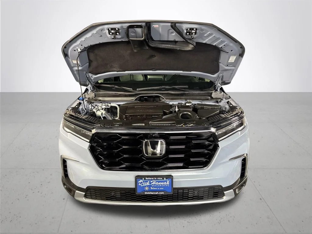 Used 2023 Gray Pearl Honda Elite image 23