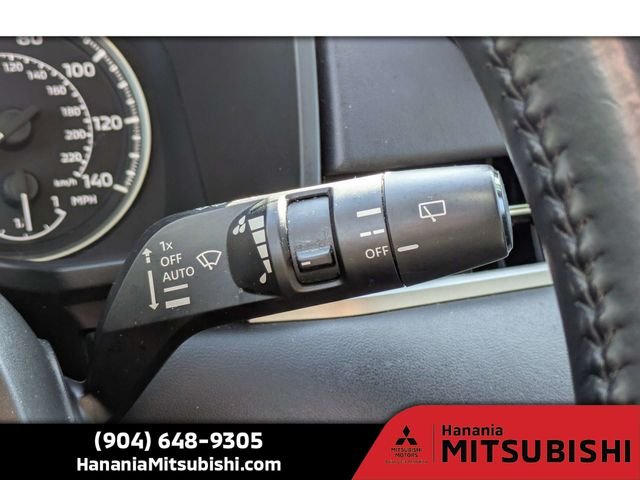 Used 2023 Silver Mitsubishi SE Special Edition image 28