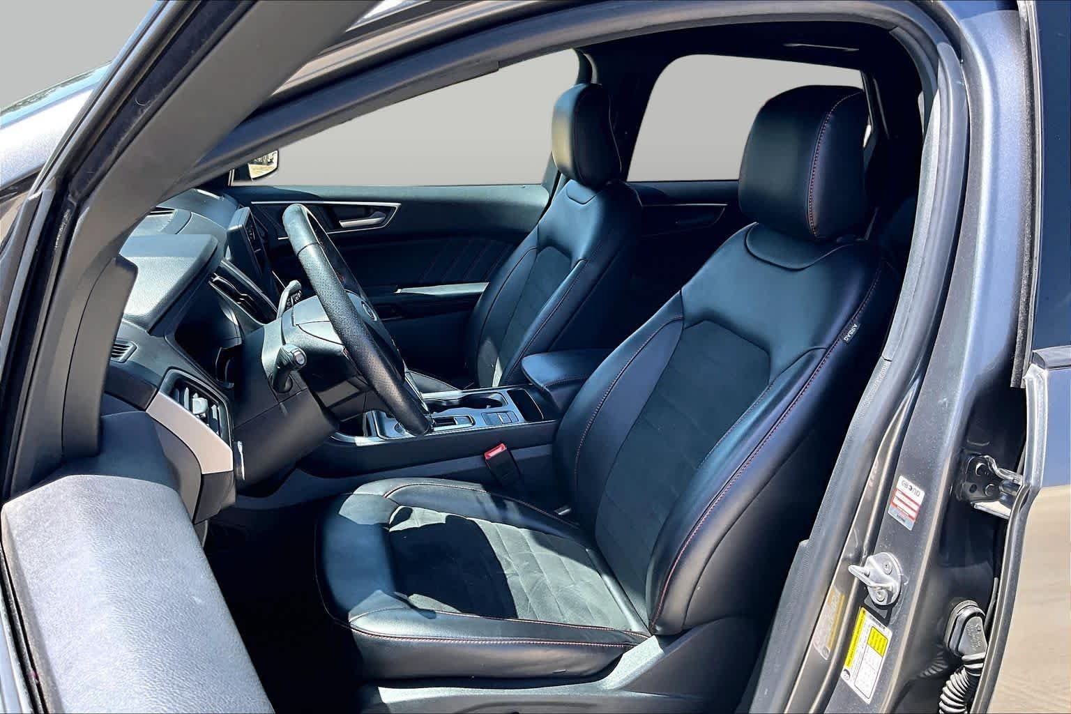 Used 2023 Carbonized Gray Ford ST-Line image 8