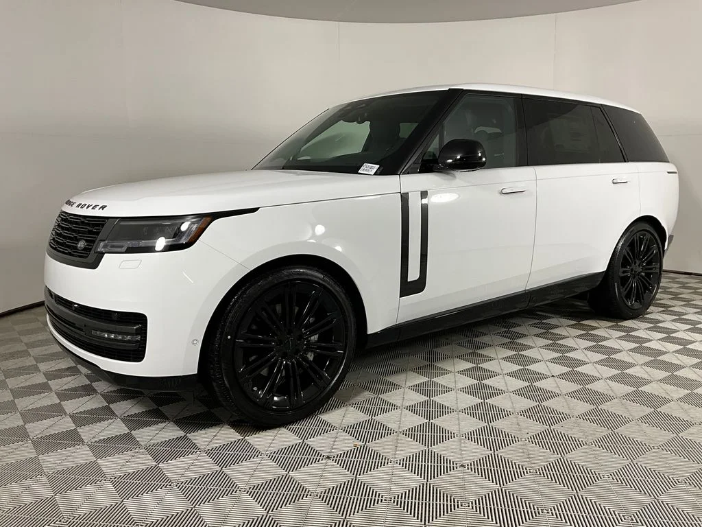 2026 Land Rover Range Rover 3.0 SE LWB 7's photo