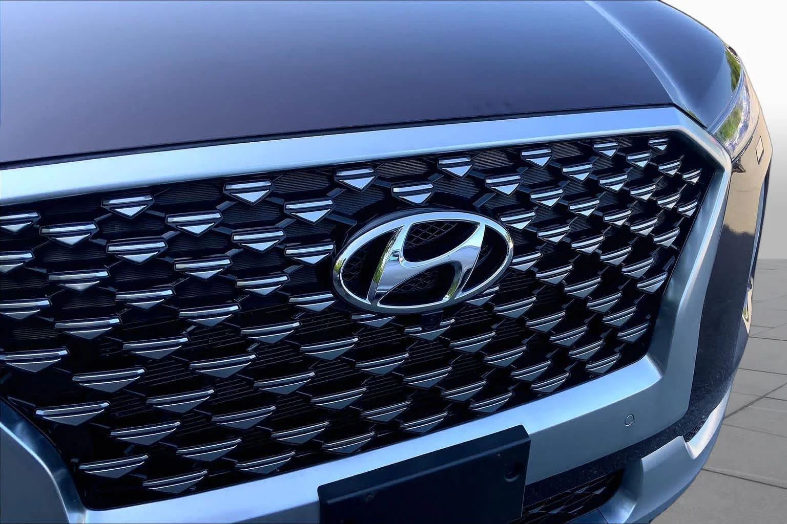 Used 2021 Sierra Burgundy Hyundai Calligraphy image 30