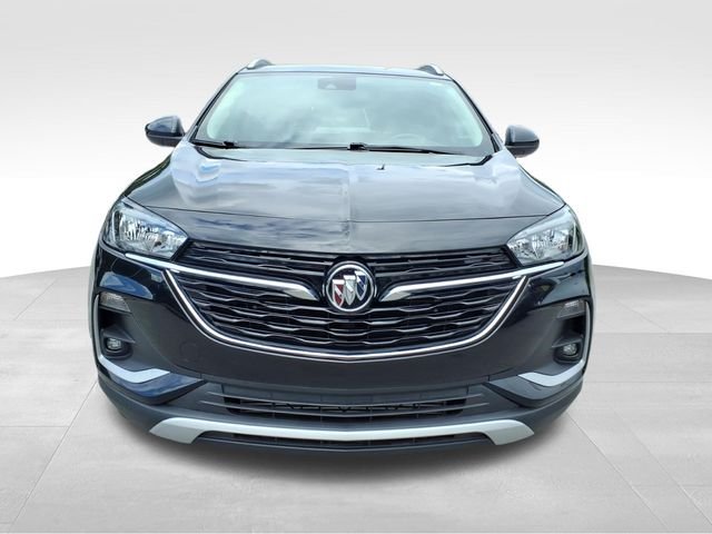 Used 2022 Black Buick Select image 17