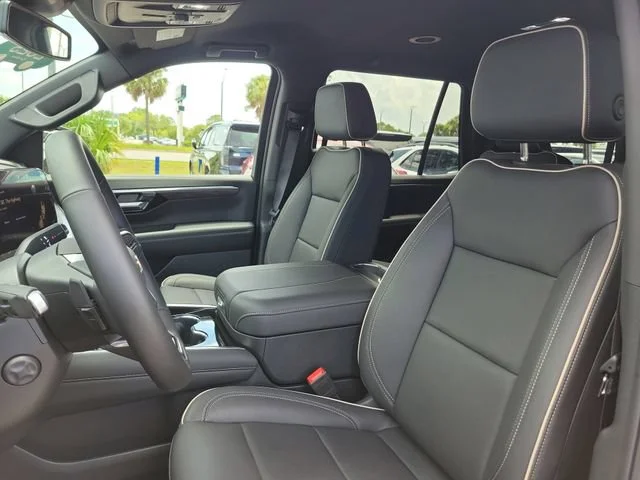 2025 Chevrolet Tahoe Premier - Photo 23