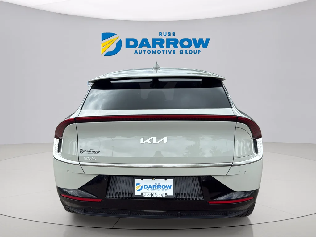 Certified Used 2023 White Kia Wind image 4