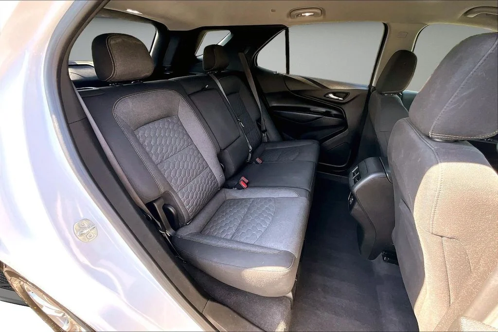Used 2021 White Chevrolet LT image 25