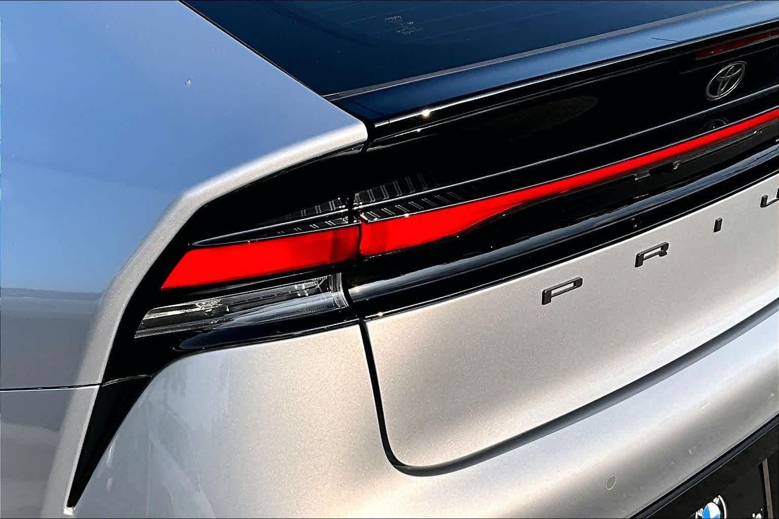 2024 Toyota Prius XLE - Photo 29