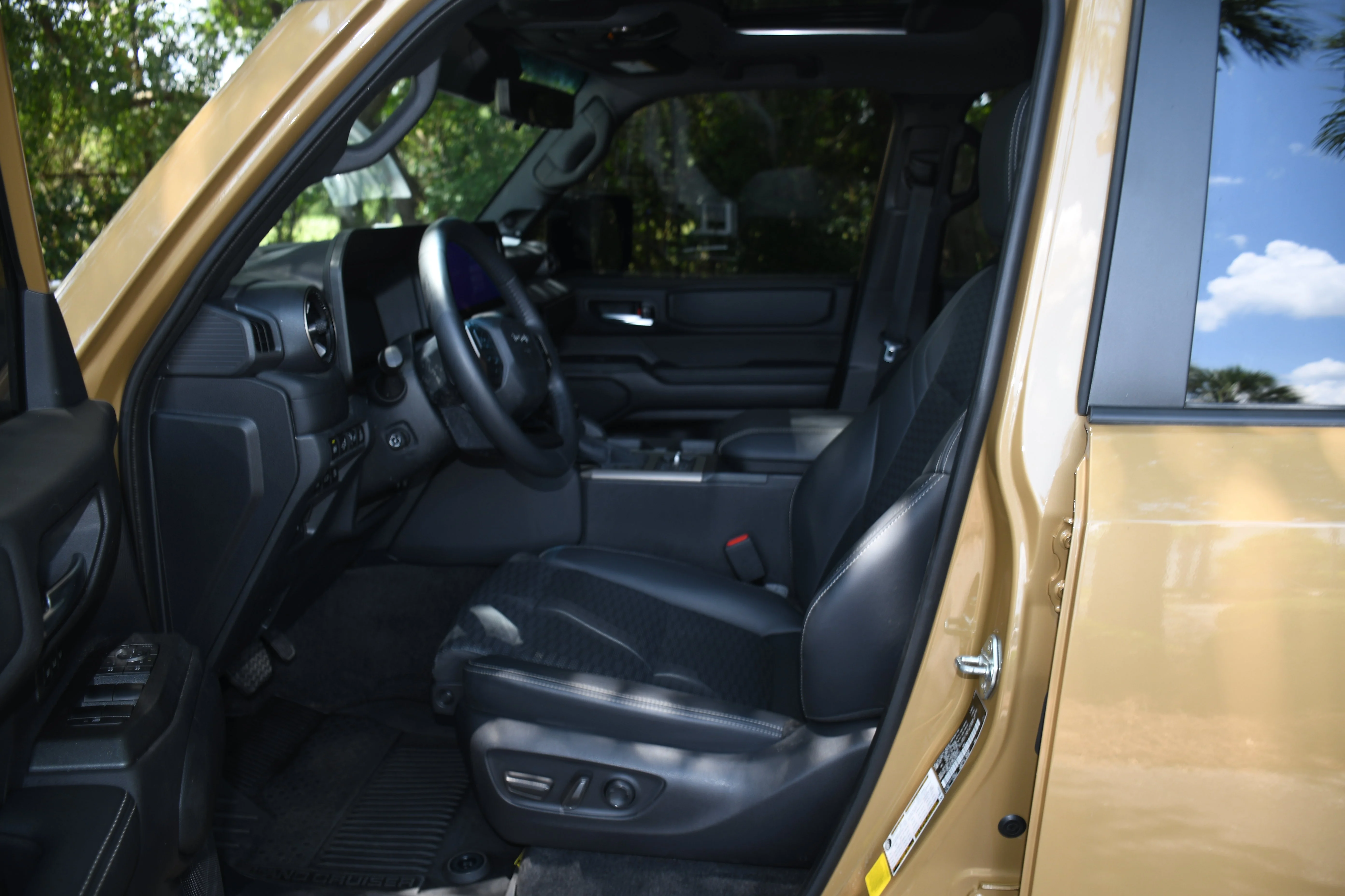 Used 2025 Gray Toyota Base image 7