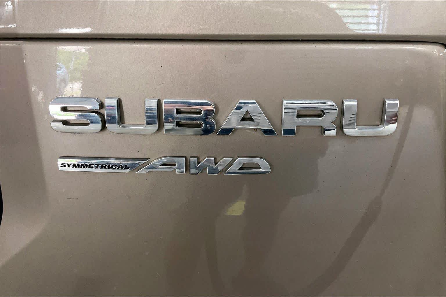 Used 2015 Burnished Bronze Metallic Subaru 2.5i Limited image 31