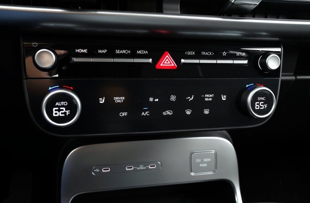 New 2026 Abyss Black Hyundai SE image 44