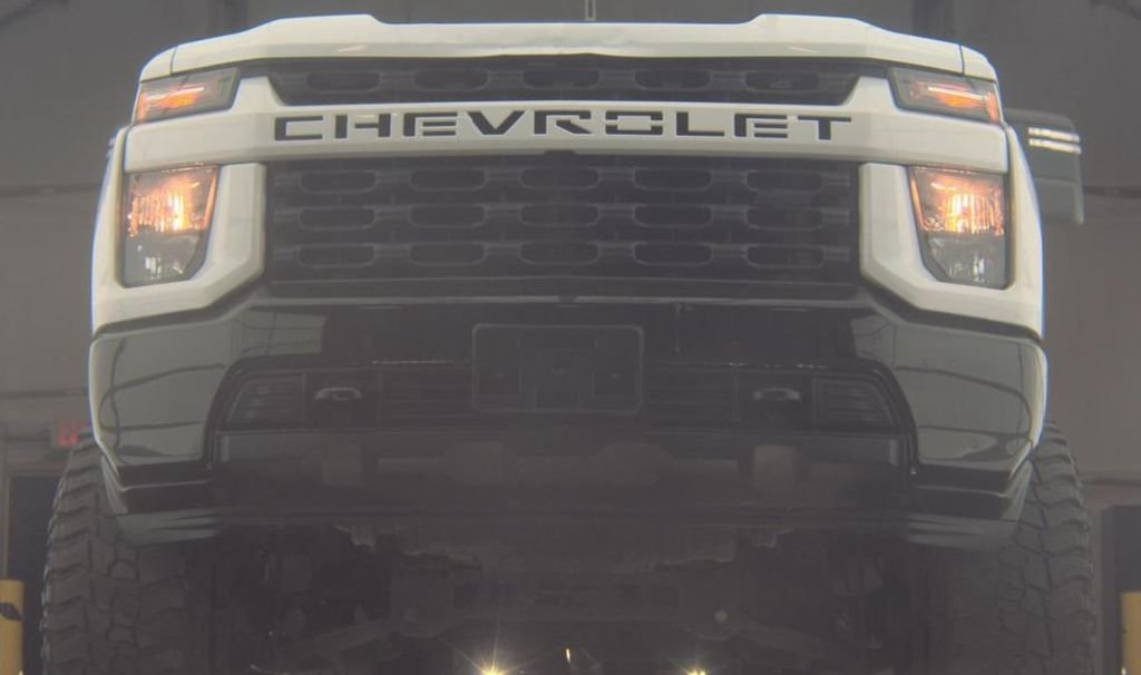Used 2020 Chevrolet Silverado 2500HD Custom with VIN 1GC4YME76LF126100 for sale in Kansas City