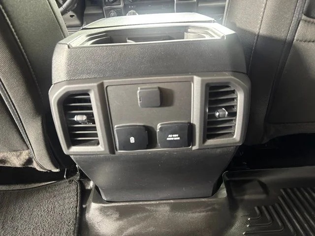 Used 2018 Silver Ford XLT image 13