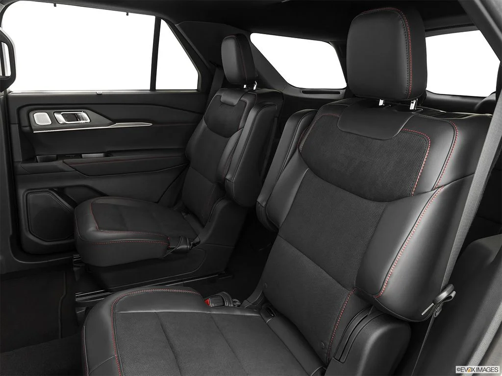New 2026 Space White Metallic Ford Active image 11