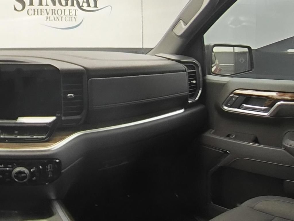 2025 Chevrolet Silverado 1500 RST - Photo 15