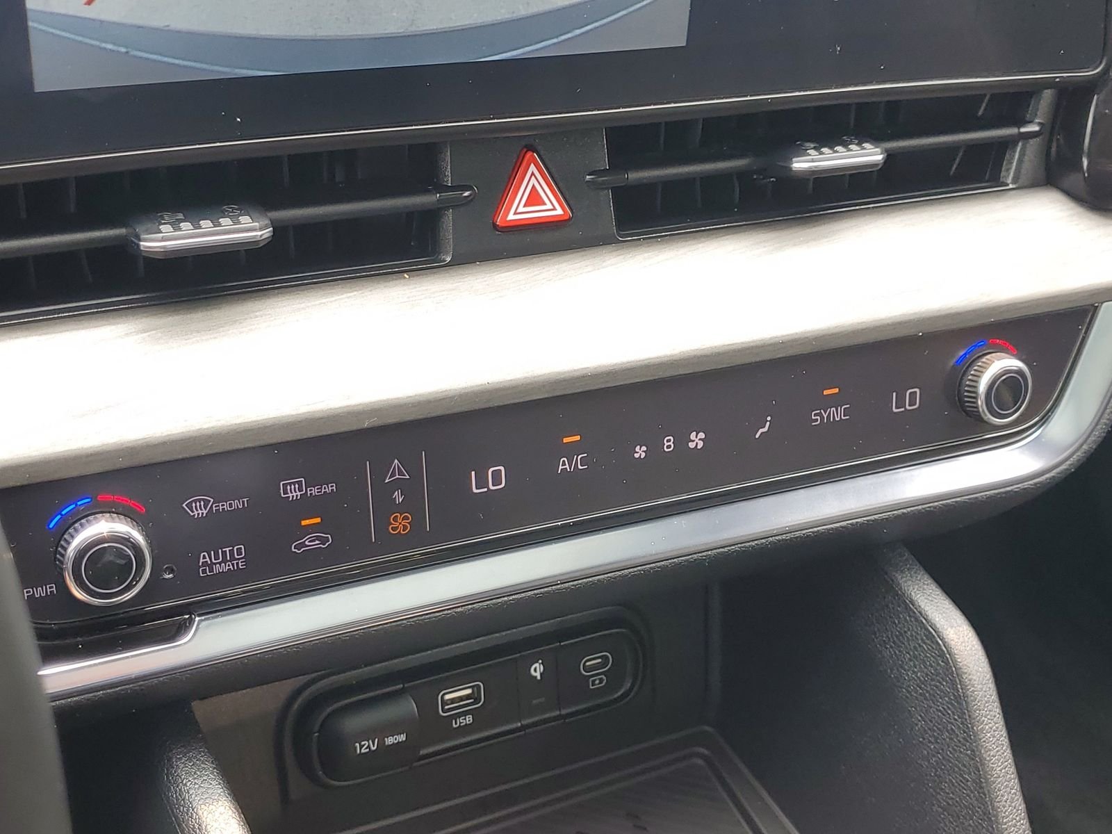 Used 2024 Blue Kia X-Line image 23
