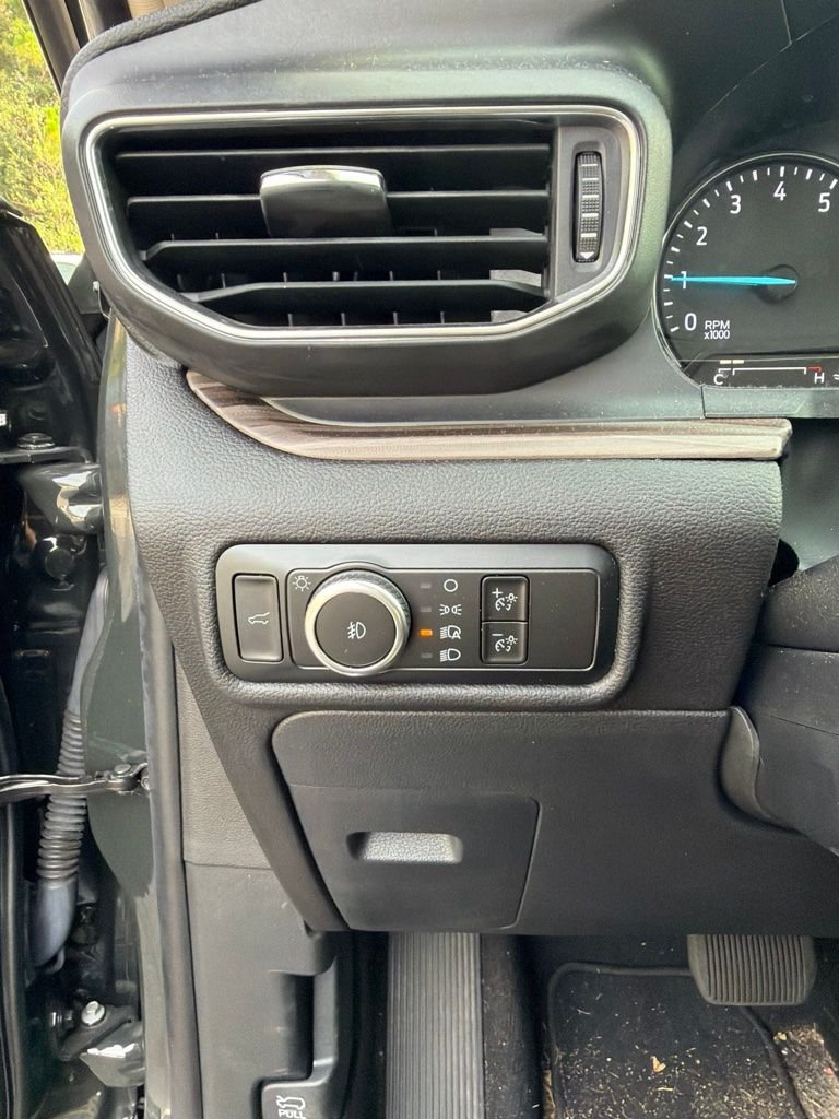 Used 2024 Green Ford Limited image 16
