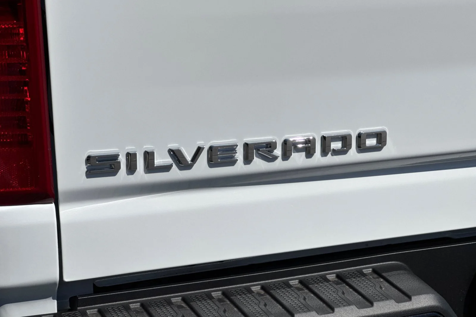 2026 Chevrolet Silverado 2500 HD Custom view 24