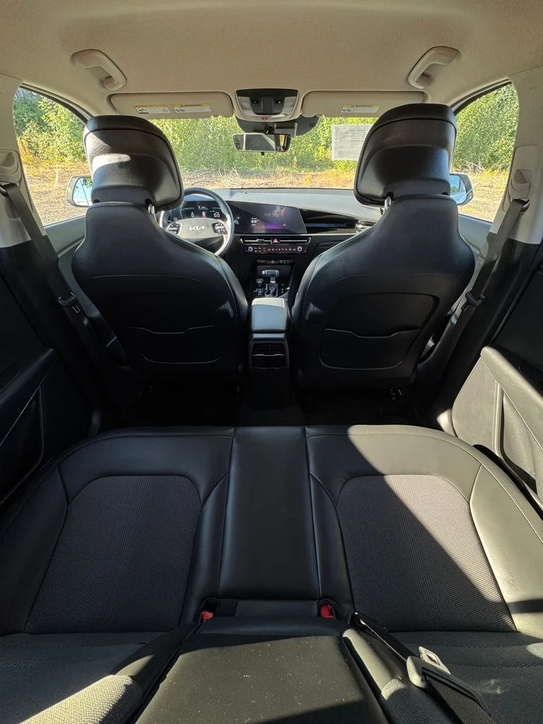 Used 2023 White Kia EX image 13
