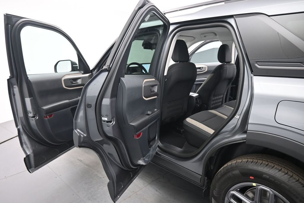 New 2026 Carbonized Gray Metallic Ford Big Bend image 15
