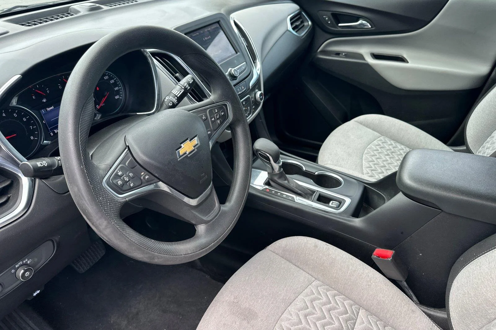 Used 2022 Iron Gray Metallic Chevrolet LT image 10