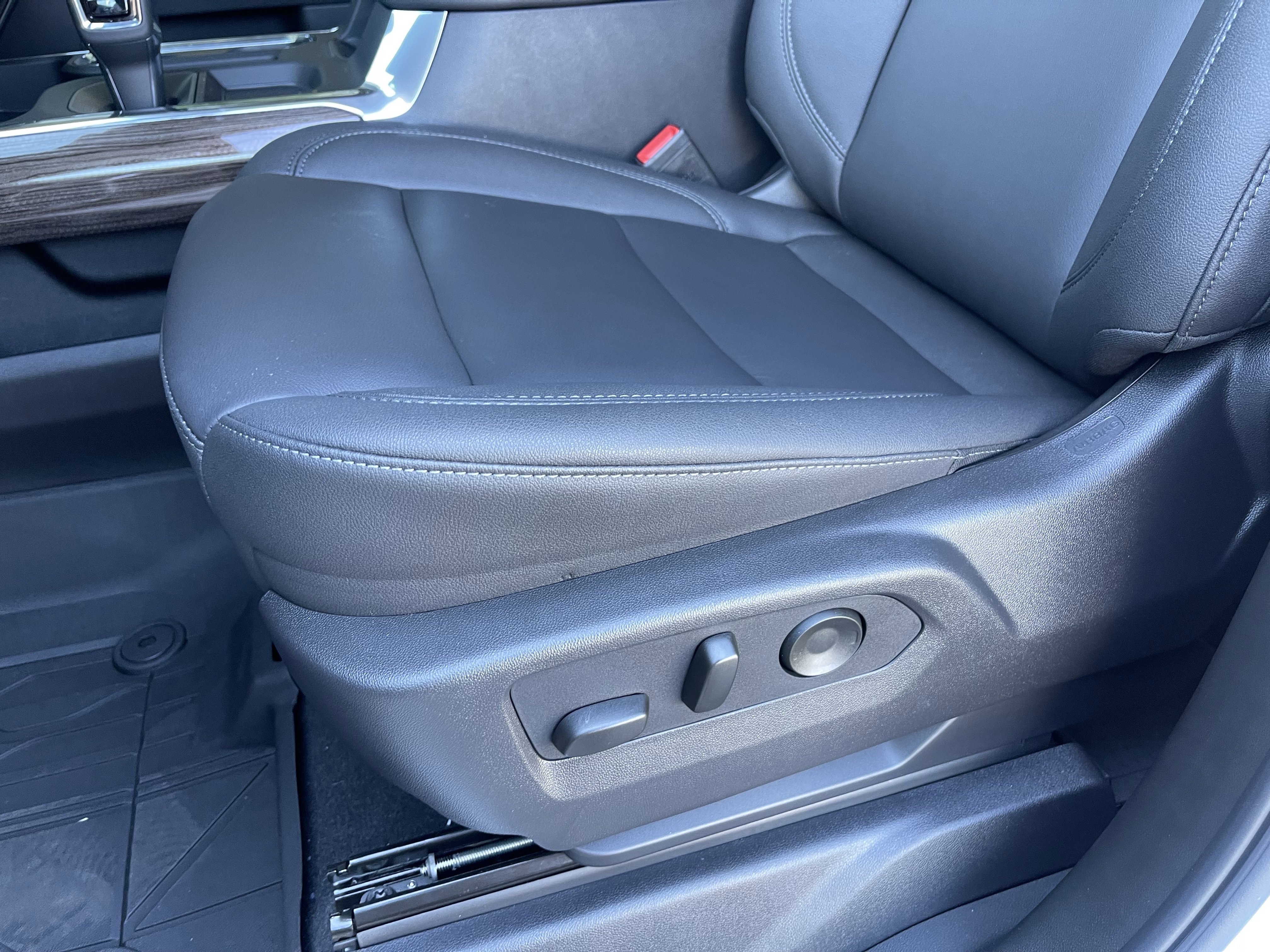 2026 Chevrolet Silverado 1500 RST - Photo 15