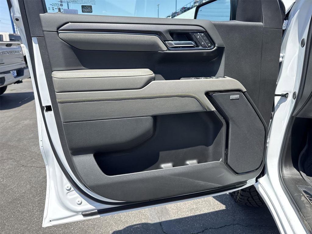 2026 Chevrolet Silverado 1500 ZR2 - Photo 21