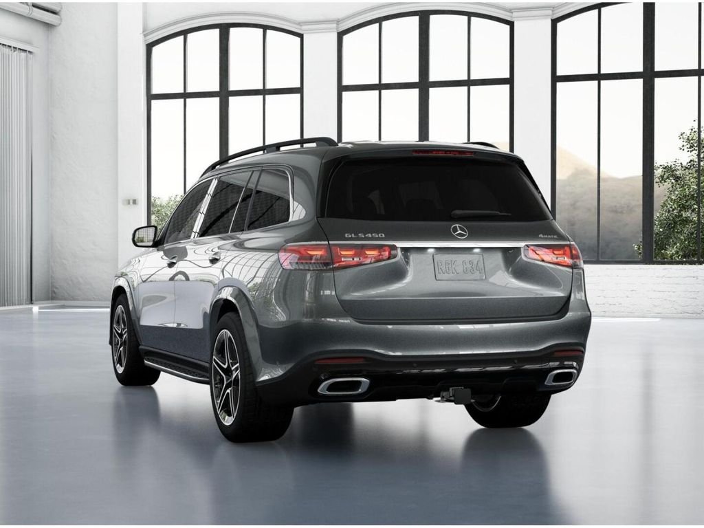 Used 2026 Grey Mercedes-Benz GLS 450 4MATIC® image 27