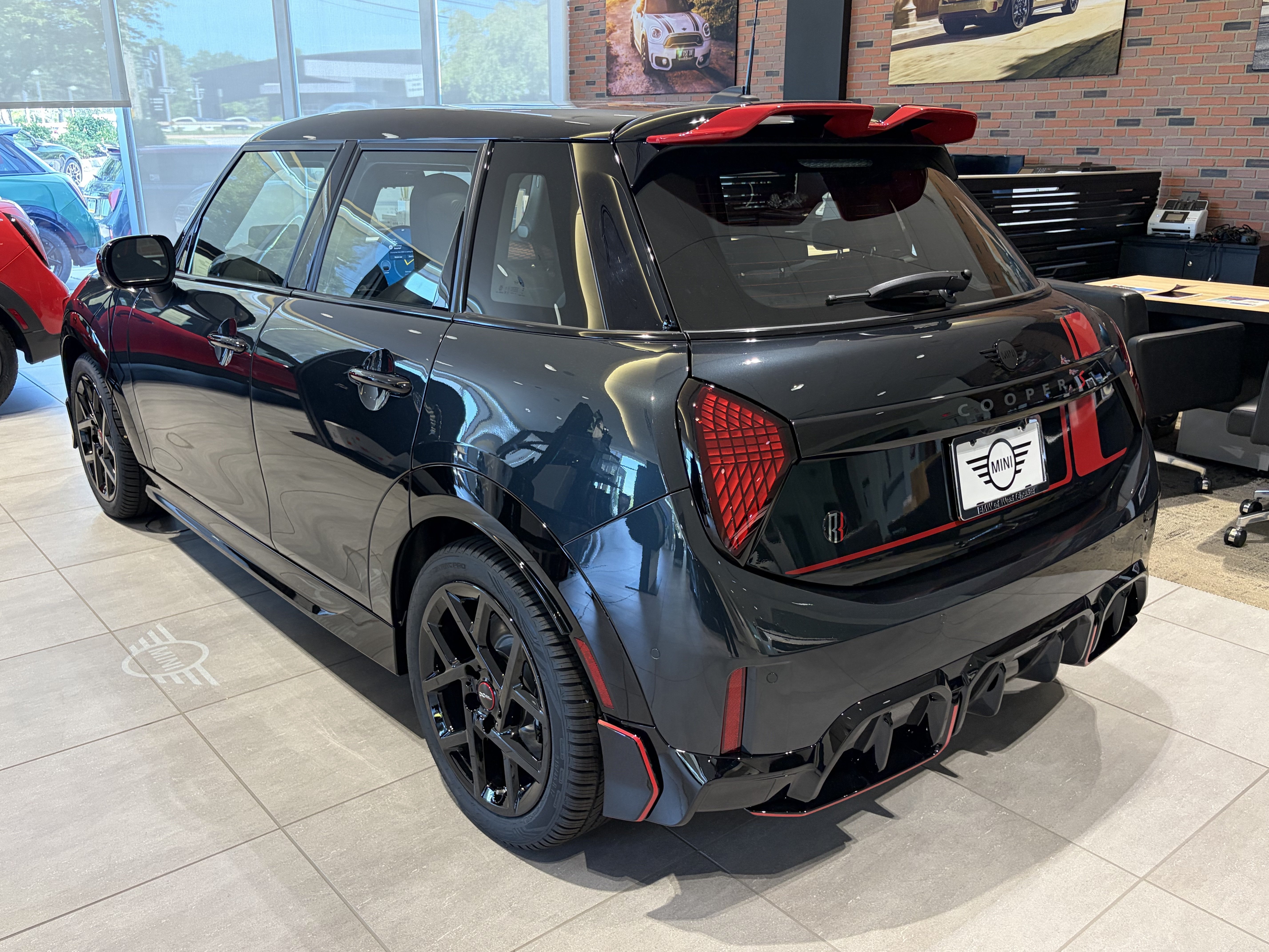 New 2026  MINI Iconic image 6