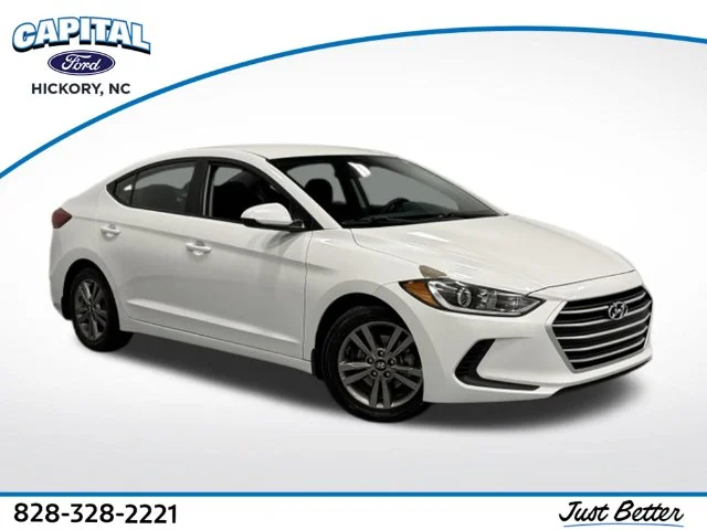 Used 2018 White Hyundai SEL image 1