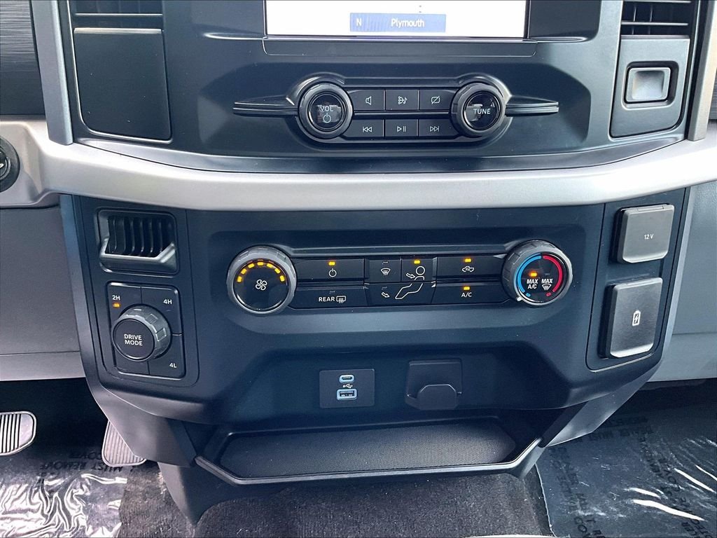 Used 2023 Black Ford XLT image 26