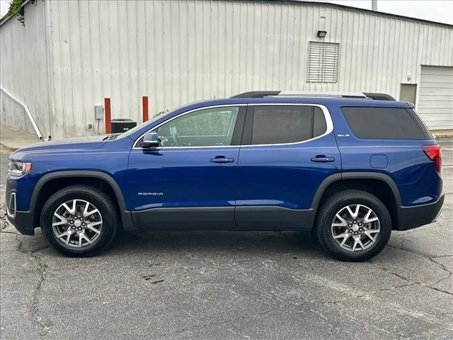 Used 2023 Blue GMC SLE image 7