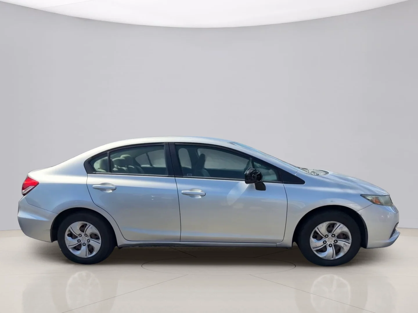 Used 2013 Silver Honda LX SEDAN image 6
