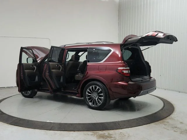 Used 2023 Red Nissan Platinum image 13