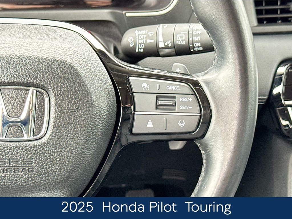Used 2025  Honda Touring image 26