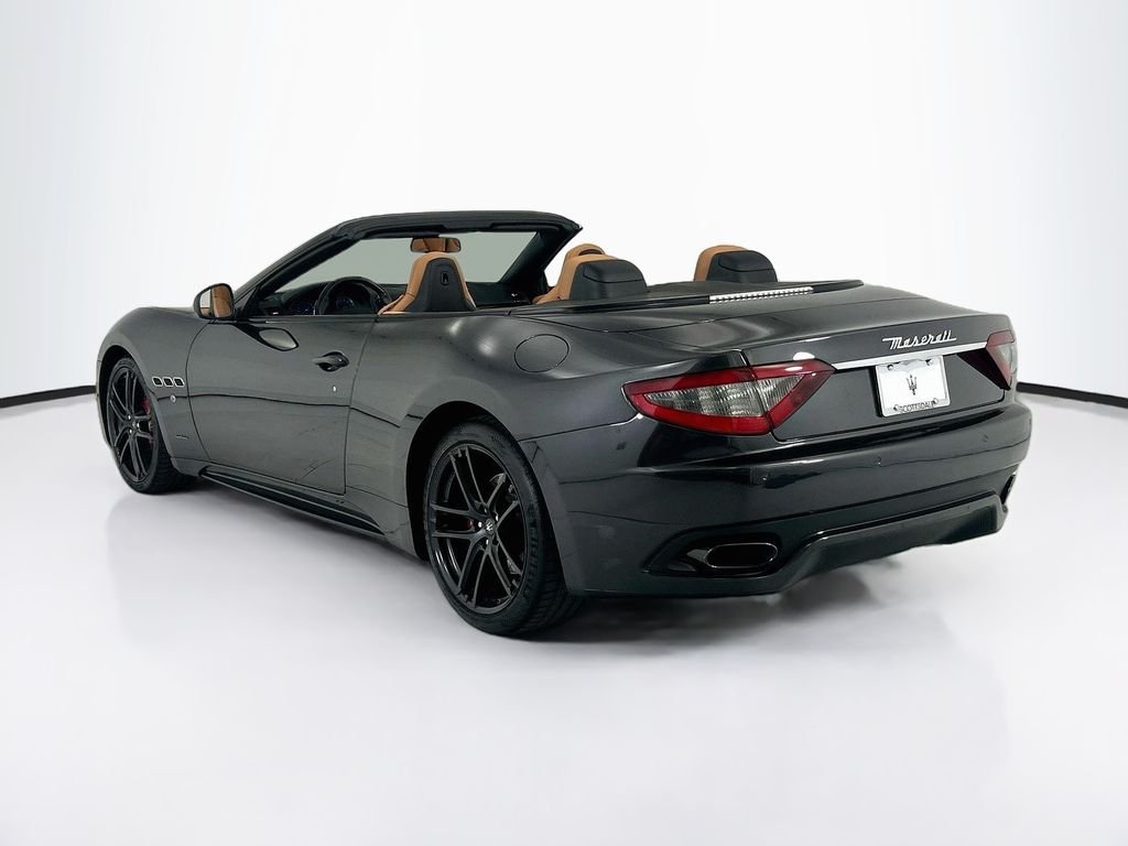 Used 2017 Grigio Granito Metallic Maserati Sport image 7