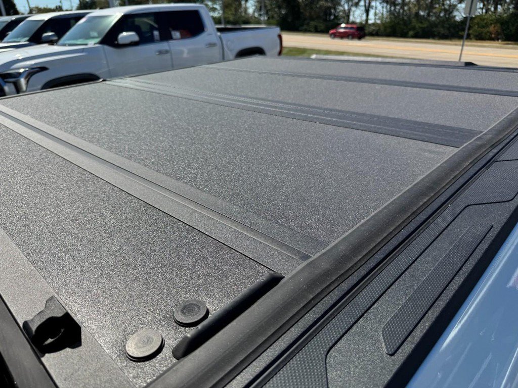 New 2026 Wind Chill Pearl <sup>1</sup> Toyota  Limited image 8