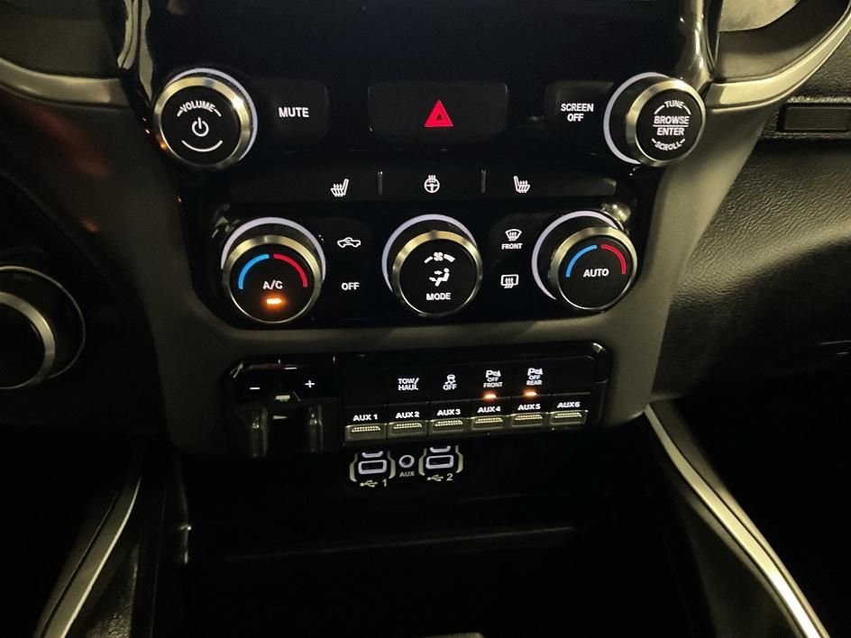 Used 2022 White Ram Big Horn image 19