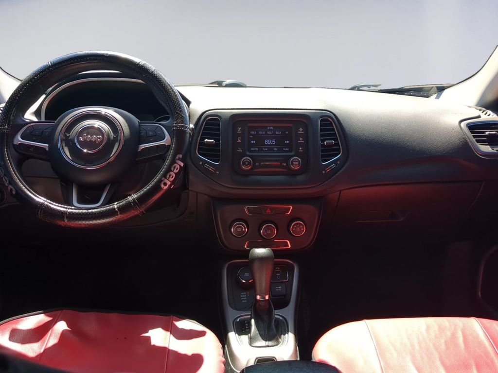 Used 2018 Silver Jeep Sport image 14