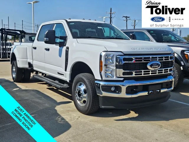 2026 Ford Super Duty F-350® XLT