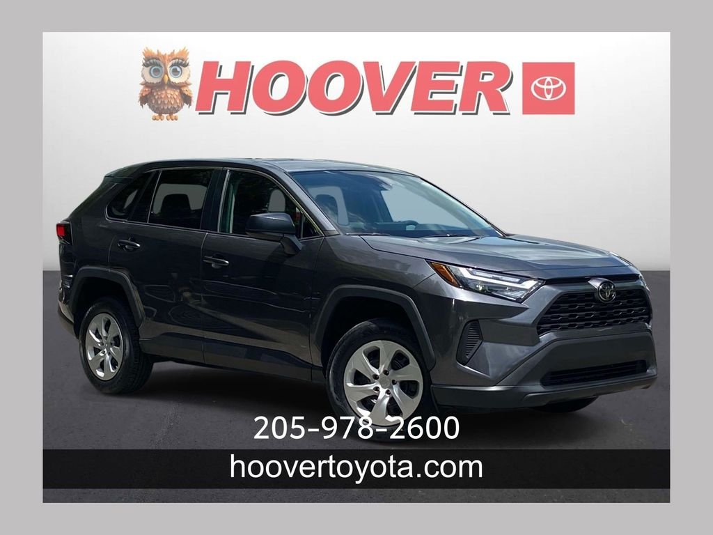 2024 Toyota RAV4 LE FWD's photo