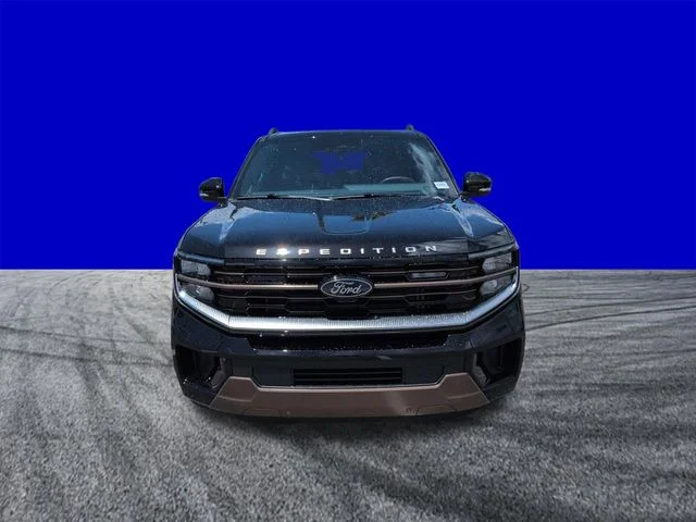 New 2026 Agate Black Metallic Ford MAX King Ranch® image 9