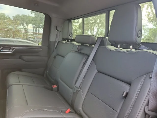 2025 Chevrolet Silverado 2500HD LTZ - Photo 19