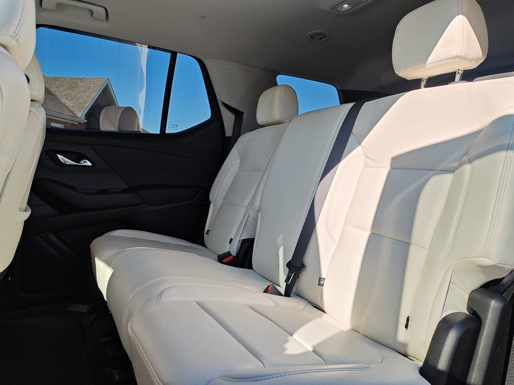 Used 2020 Black Chevrolet LS image 14