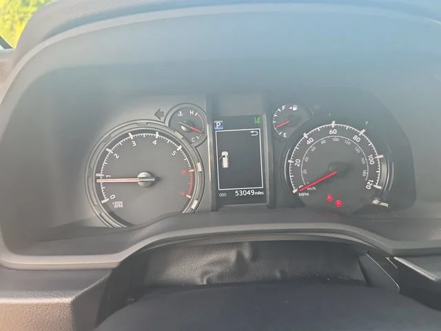 Used 2020 Black Toyota SR5 image 19