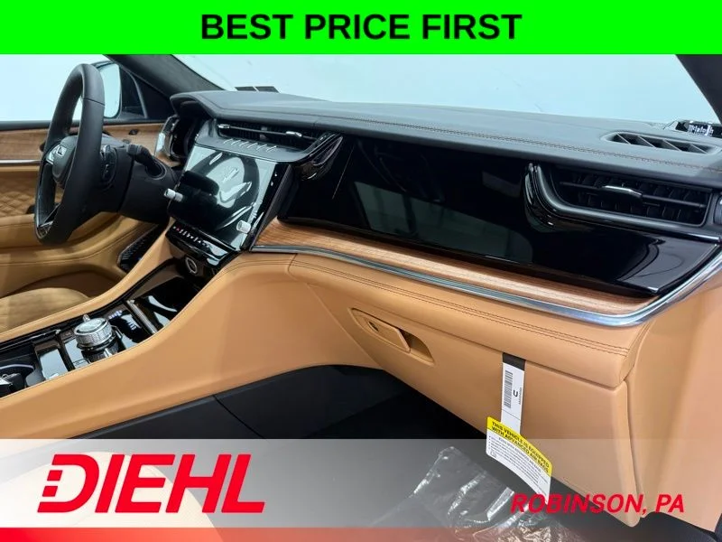 New 2026 Bright White Clear-Coat Exterior Paint Jeep Summit image 18