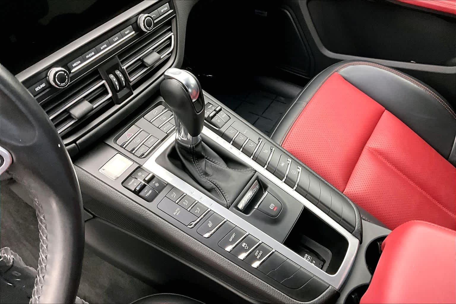 Used 2020 Gray Porsche  image 17